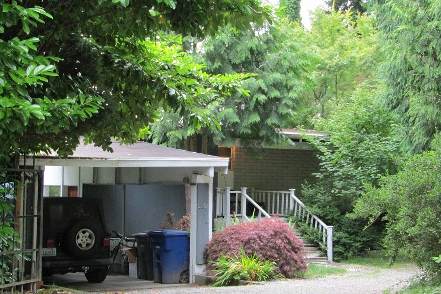 9234 Points Dr NE, Bellevue, WA 98004 | Zillow