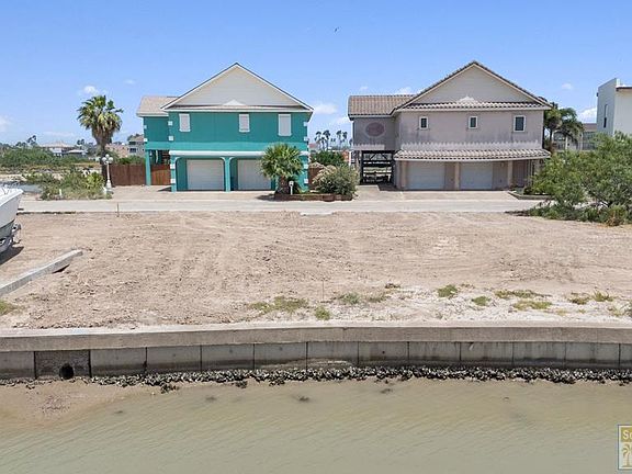 2nd image of 1522 Harbor Island Dr