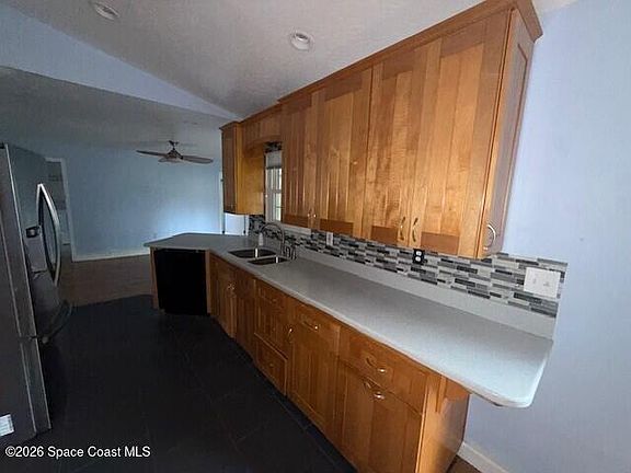 4th image of 373 Hammock Rd SE