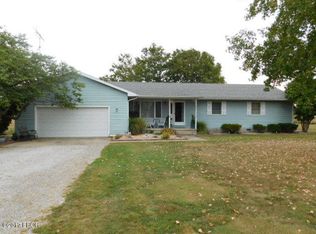 2708 Paul Rd, Salem, IL 62881