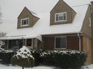 17603 Burnham Ave, Lansing, IL 60438