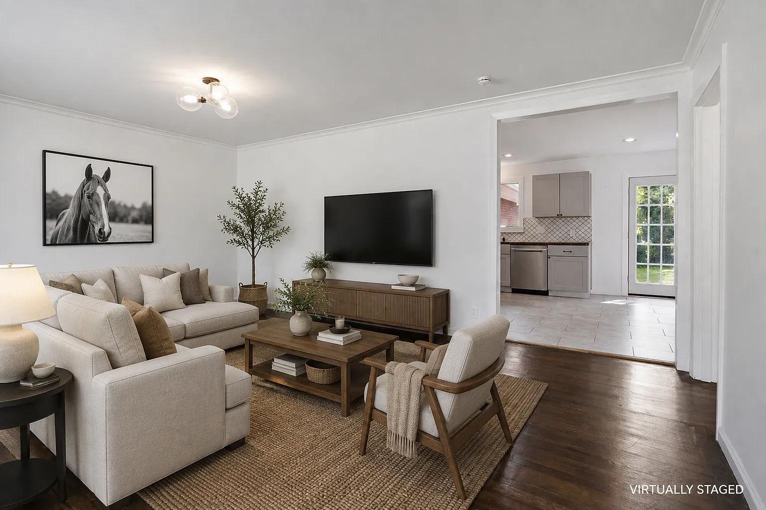 3 bed, 1734 sqft, $3,125 — Photo 2
