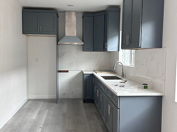 5th image of 12064 Faye Ave