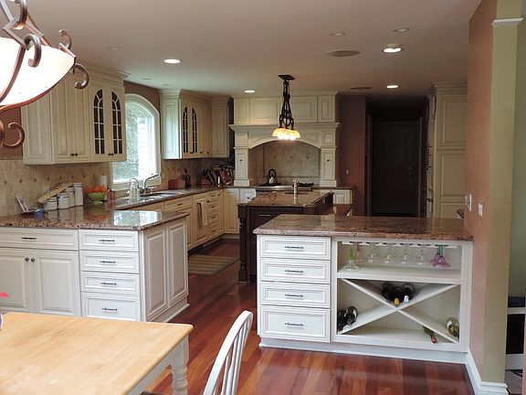 Gourmet Kitchen