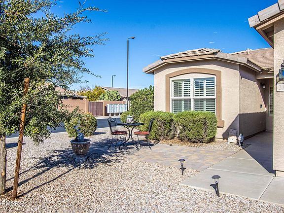 4th image of 3790 E GLENEAGLE Place