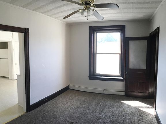 5th image of 408 W 1st Ave #B