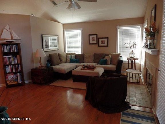 5th image of 13727 Heathford Dr