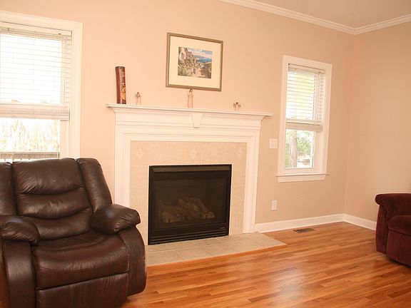 3rd image of 441 Crestview Drive #Bsl