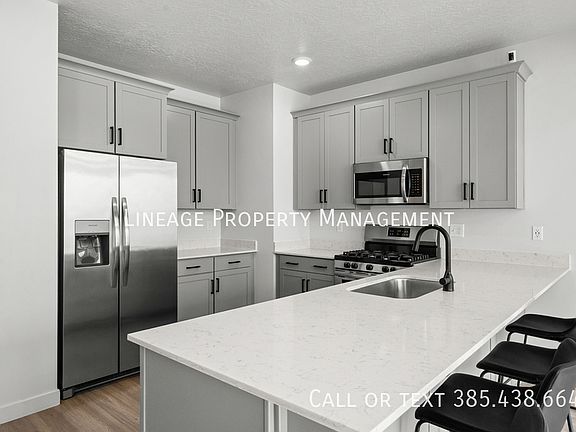 2nd image of 15524 S Trumpet Ln