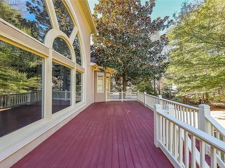 2747 Lockerly Ln — Photo 23