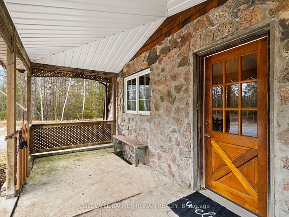 3rd image of 797 Forest Lake Rd