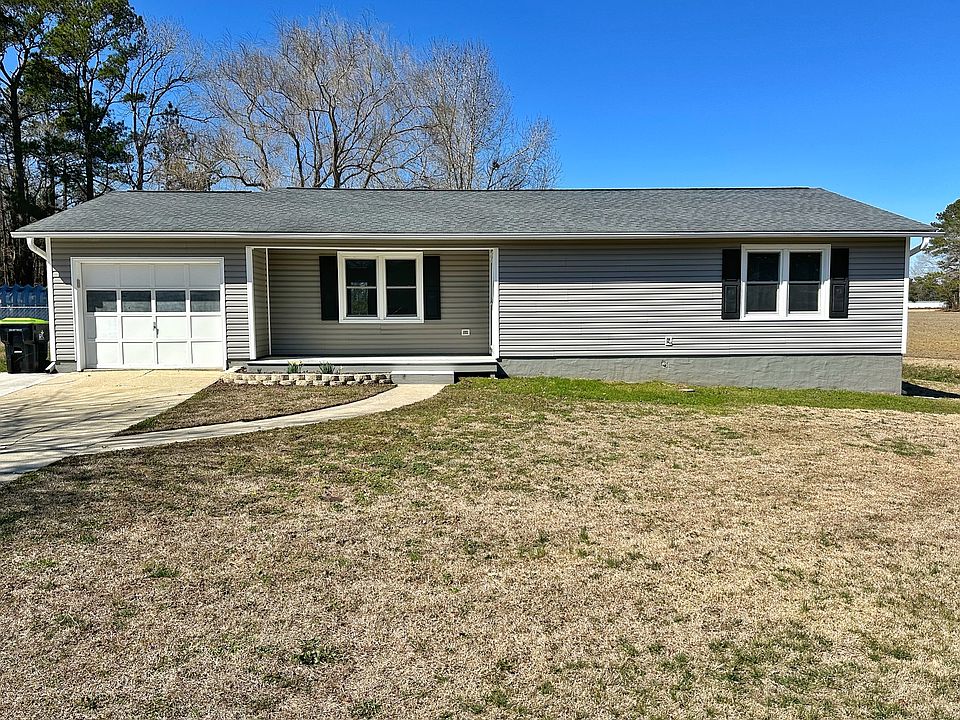 1st image of 115 Fieldcrest Dr