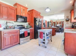 31582 Clay River Rd, Barstow, CA 92311