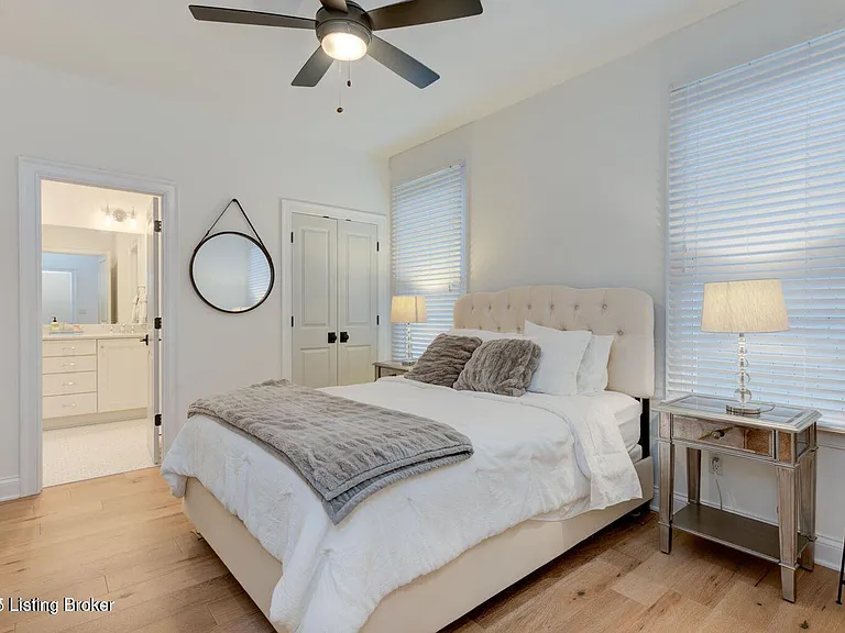6108 Mistflower Cir — Photo 13