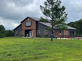 1133 Thoroughbred Ln, Jamestown, TN 38556