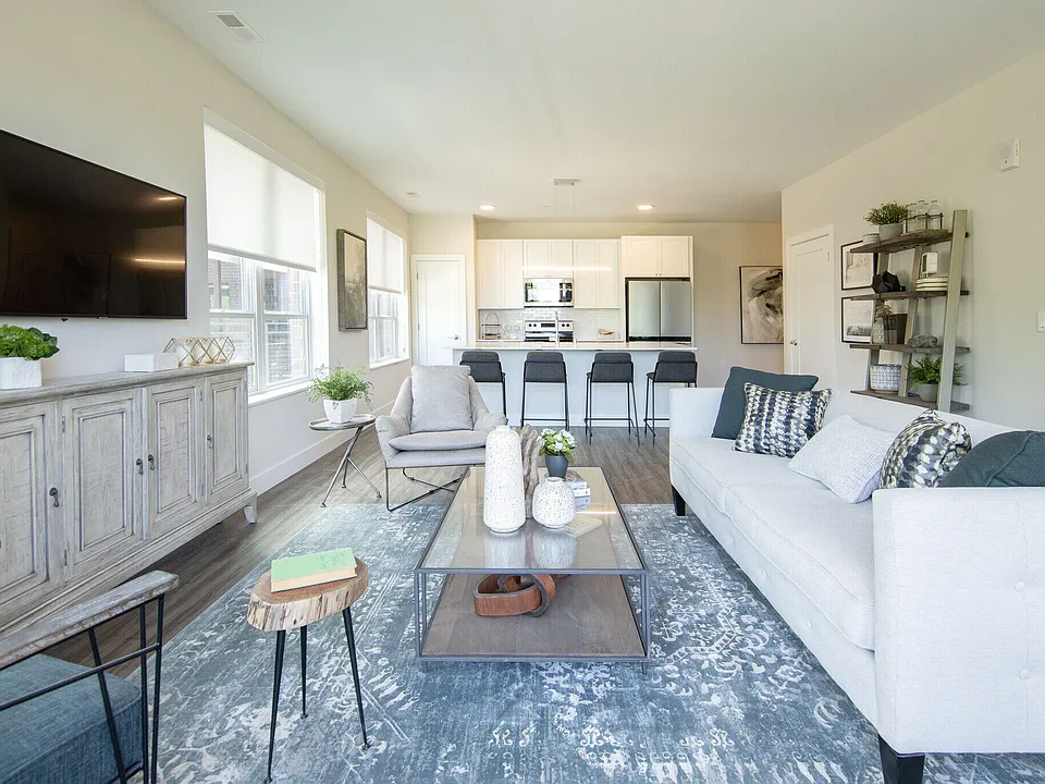 Lake Terrace Apartments