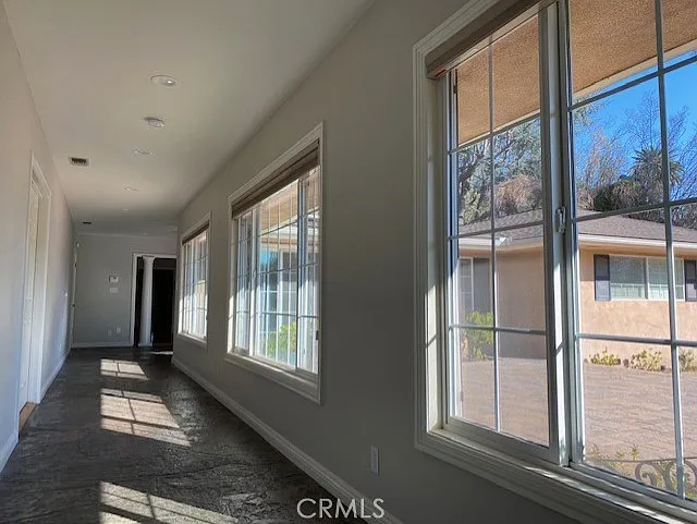 1693 N Euclid Ave — Photo 20