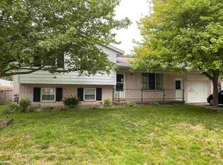 613 Robbins Dr, Algonac, MI