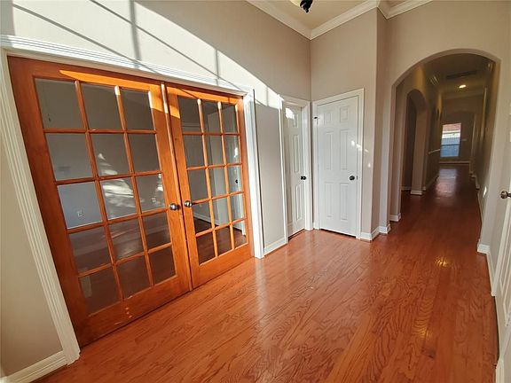 4th image of 1 Pebble Beach Ct