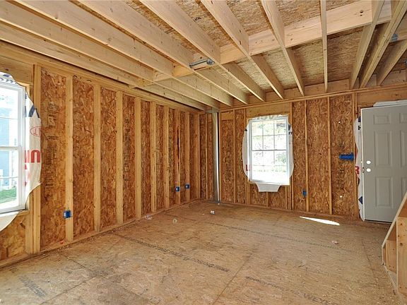 3rd image of 4947 Coatbridge Ln Lot 64