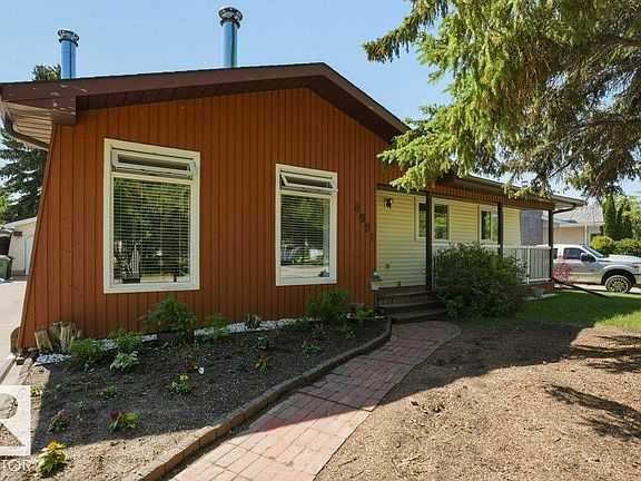 3rd image of 8901 94th Ave