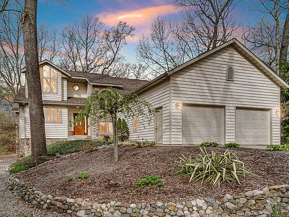 3rd image of 50211 Hicks Ave