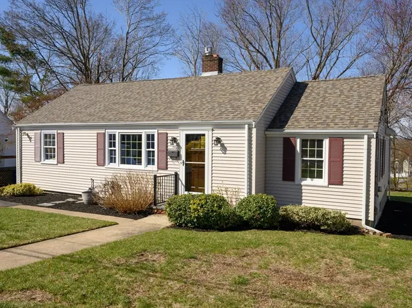 100 Hobart St, Braintree, MA 02184