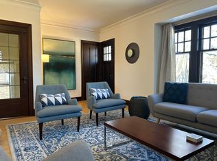 6407 W Wisconsin Ave, Wauwatosa, WI 53213