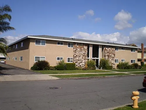 4121 Howard Ave Photo 1