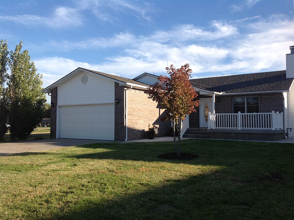 1st image of 1309 E 28th Ave