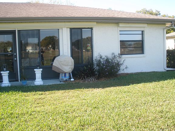 3rd image of 2615 Lancaster Dr