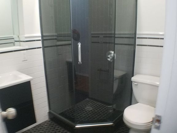 5th image of 203 Grand St APT 4
