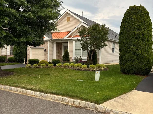 137 Paisley Pl, Hainesport, NJ 08036