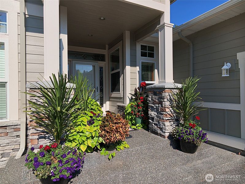 5th image of 1312 Eagle Ridge Drive Unit 3