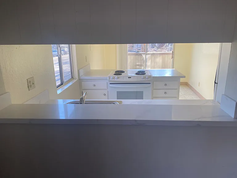 1831 H St #4 — Photo 7