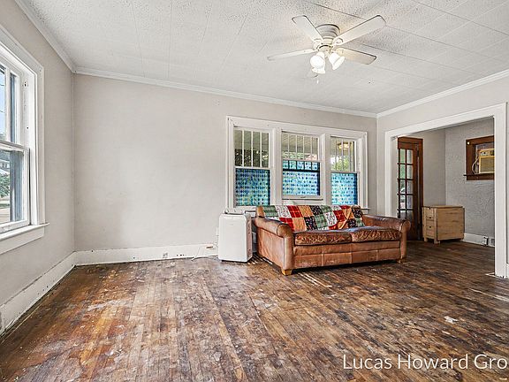 5th image of 940 Union Ave SE