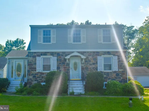 940 S West End Blvd, Quakertown, PA 18951