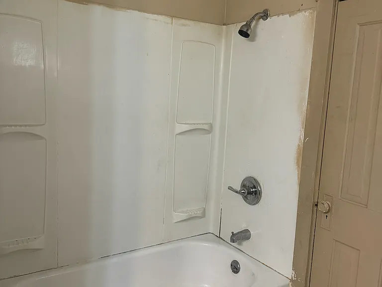 2802 Laurel Ave — Photo 10