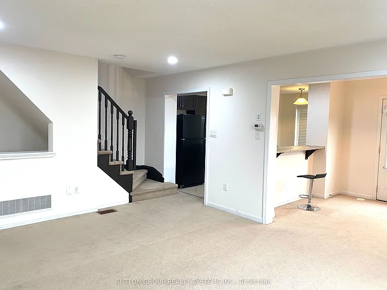 39 Suitor Ct — Photo 4