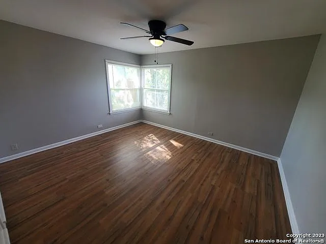 654 Santa Monica St — Photo 15