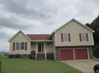 83 Bayleaf Ln, Sanford, NC 27332