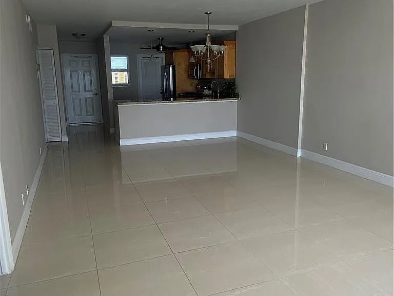 750 N Ocean Blvd #1009 — Photo 10