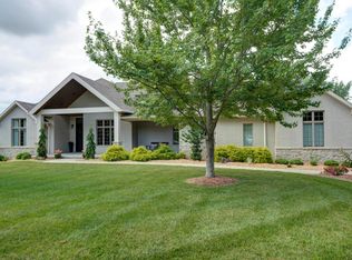 4396 E Bogey Ct, Springfield, MO 65809