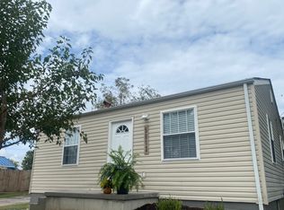 5613 Edgewood Dr, High Ridge, MO 63049