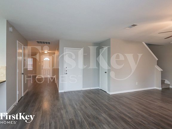 3rd image of 5505 Camarillo Dr