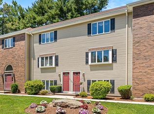 305 Salem St APT 106, Woburn, MA 01801