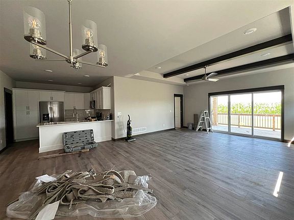 2nd image of 1242 Berkshire Ln