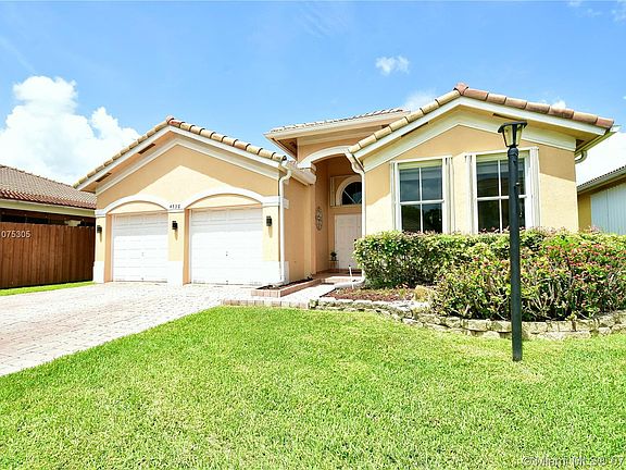 5th image of 4536 NW 95th Ave