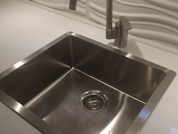 Kitchen new in 2013.