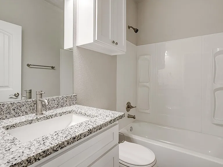10A Frost Ln #10A — Photo 14